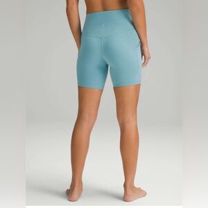 Align short 6” with pockets